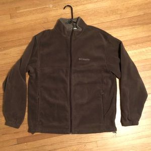 Men’s brown Columbia fleece jacket size large.